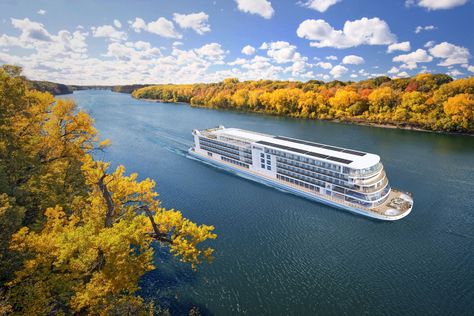 Viking Finally Revealed the Itinerary of Its First-ever Holiday-themed Mississippi River Cruise Mississippi River Cruise, American Cruise Lines, Mississippi Travel, Viking Cruises Rivers, Viking Cruises, Cruise Boat, Great River, Empty Nest, River Cruise