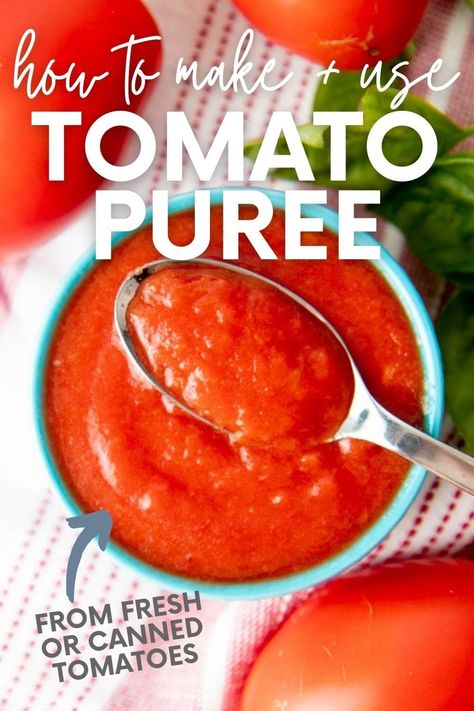 This easy-to-follow guide will walk you step-by-step through the entire process of making homemade tomato puree from fresh tomatoes. Basic Tomato Sauce Recipe, Homemade Tomato Pasta Sauce, Tomato Paste Uses, Recipe Using Tomatoes, Homemade Tomato Paste, Canning Whole Tomatoes, Tomato Puree, Canned Tomatoes, Food Substitutions