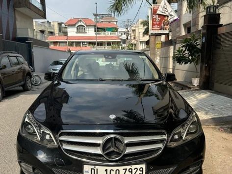 2014 Second Hand Mercedes Benz E250 CDI Delhi - Cars India Bazar Cars India, Car Guide, Classic Mercedes, Mercedes Benz Classic, Mercedes Benz Models, Diesel Cars, Car Sales, Hand Model, Infotainment System