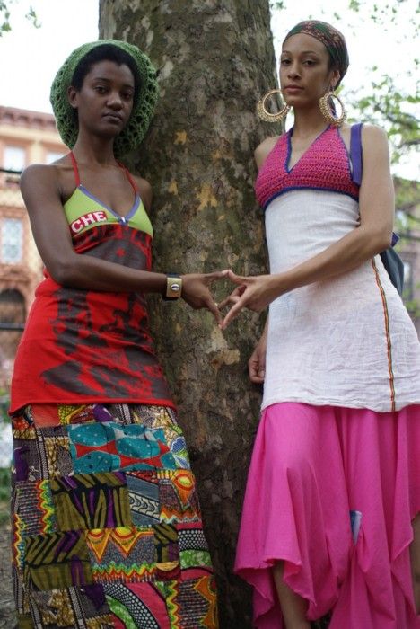 Beautiful Photography: Rastafari Rastafari Women Style, Rastafarian Women Aesthetic, Rastafarian Culture Aesthetic, Rasta Woman, Rastafarian Women, Rastafarian Culture, Rasta Clothes, Jah Rastafari, Roots Reggae