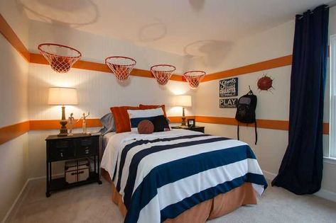 17 Inspirational Ideas For Decorating Basketball Themed Kids Room Basketball Bedroom Ideas, Basketball Bedroom Decor, Basketball Themed Bedroom, Cool Boys Bedroom Ideas, Basketball Theme Room, Basketball Room Decor, Basketball Bedroom, Cool Bedrooms For Boys, Bedroom Design Diy