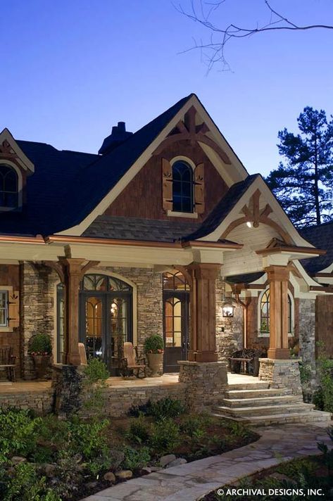 Columns Ideas, House Porch, Cottage Exterior, Stone Columns, Country Decorating, Craftsman Style Homes, Gable Roof, Pool Design, Design Exterior