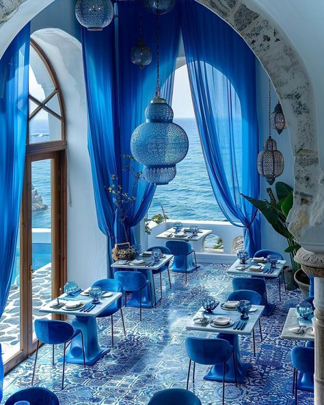 Greek Scenery, Arabian Restaurant, Hacienda Floor Plans, Greece Restaurant, Restaurant Plan, Blue Cafe, Resort Architecture, Themed Cafes, Rooftop Terrace Design