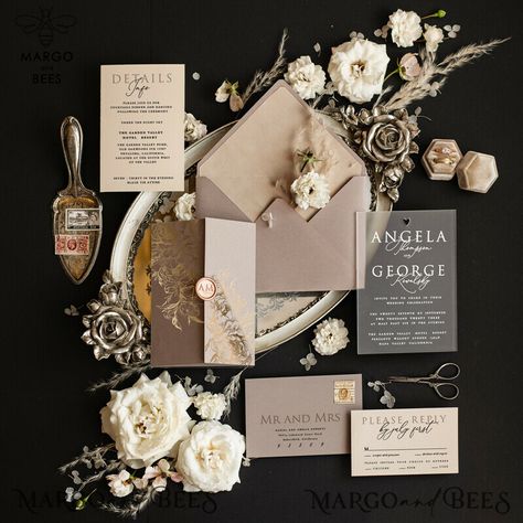 Planning a luxurious and romantic wedding? Look no further than our stunning collection of Luxury Golden Shine Wedding Invitations. These invitations are the epitome of elegance and sophistication, perfect for couples who want to make a statement on their big day. Featuring a beautiful golden shine design, these invitations exude opulence and glamour. The intricate detailing and shimmering finish are sure to leave a lasting impression on your guests. Whether you're planning a grand ballroom affa Gold Wedding Invites, Exclusive Wedding Invitations, Velvet Wedding Invitations, Shine Wedding Invitations, Stylish Wedding Invitation, Rose Gold Wedding Invitations, Acrylic Invitation, Velvet Wedding, Bespoke Wedding Invitations