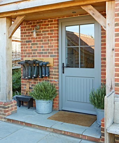 Door Step Ideas, Small Front Porch Ideas Entrance, Cottage Style Front Doors, Front Door Step, Entrance Ideas Entryway, Front Door Images, Small Porch Ideas, Step Ideas, Cottage Front Doors