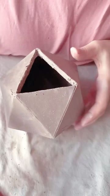 Love in Pottery on Instagram: "stunning ceramic origami making process of the icosahedron teapot body by @matrushcart ! 🙈😘💚 FOLLOW👉 @loveinpottery for more pottery contents ☕️ ! Credit 📷💚 @matrushcart visit their page and support 💕 Follow us on @dailyartlist (Art Lovers) & @musthomeguide (Interior Lovers) ! #handmade #ceramicartist #wheelthrown #ceramics #ceramica #stoneware #design #keramik #handmadeceramics #art #contemporaryceramics #ceramic #homedecor #glaze #instapottery #ceramicscul Ceramic Origami, Hand Built Pottery, Contemporary Ceramics, Ceramic Artists, Clay Creations, Art Lovers, Hand Built, Instagram Video, Ceramic Art