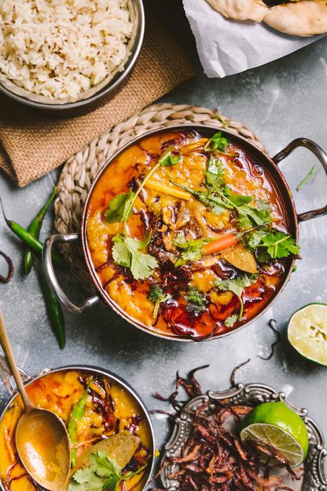 Dal Tadka with rice and bread Indian Lentils, Dal Tadka, Whole Spices, Jeera Rice, Dal Recipe, Best Vegetarian Recipes, Beautiful Food Photography, Lentil Stew, Top Indian