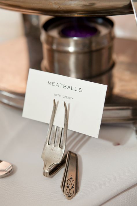 Our DIY Food Label Holders. Meatballs! Diy Food Display, Wedding Food Display, Food Display Stands, Diy Menu, Catering Display, Catering Ideas Food, Food Tags, Food Label, Food Stations