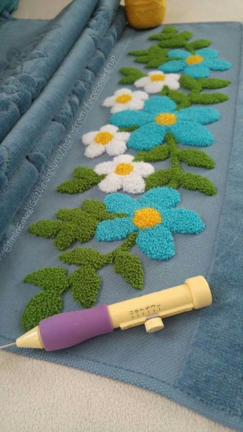 Diy Crochet Clothes, Crochet Cushion Covers, Cushion Cover Pattern, Cushion Embroidery, Crochet Cushion, Crochet Cushion Cover, Rug Hooking Patterns, Punch Needle Patterns, Punch Needle Embroidery