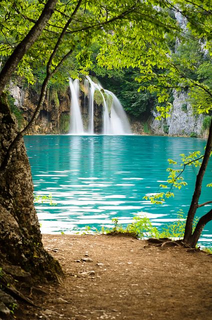 Plitvice Lakes National Park (Croatian: Nacionalni park Plitvička jezera) is the oldest national park in Southeast Europe and the largest national park in Croatia Plitvice Lakes National Park, Plitvice Lakes, Trip Planner, Sedona Arizona, Beautiful Waterfalls, Incredible Places, Alam Yang Indah, Pretty Places, Places Around The World