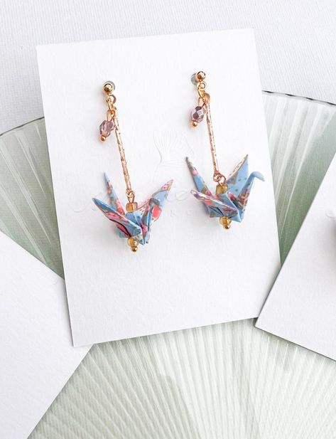 Link: https://www.etsy.com/ie/listing/1494641187/origami-crane-earrings-chiyogami-paper Paper Crane Earrings, Japanese Earrings, Crane Earrings, Earrings Japanese, Origami Earrings, Origami Swan, Chiyogami Paper, Origami Jewelry, Useful Origami