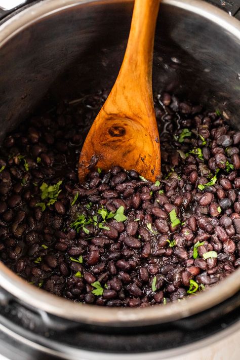 Instant Pot Black Beans – WellPlated.com Instapot Black Beans, Black Beans Instant Pot, Instant Pot Black Beans, November Recipes, Pressure Cooker Beans, Canning Refried Beans, Cuban Black Beans, Holiday Meal Planning, Vegan Instant Pot Recipes