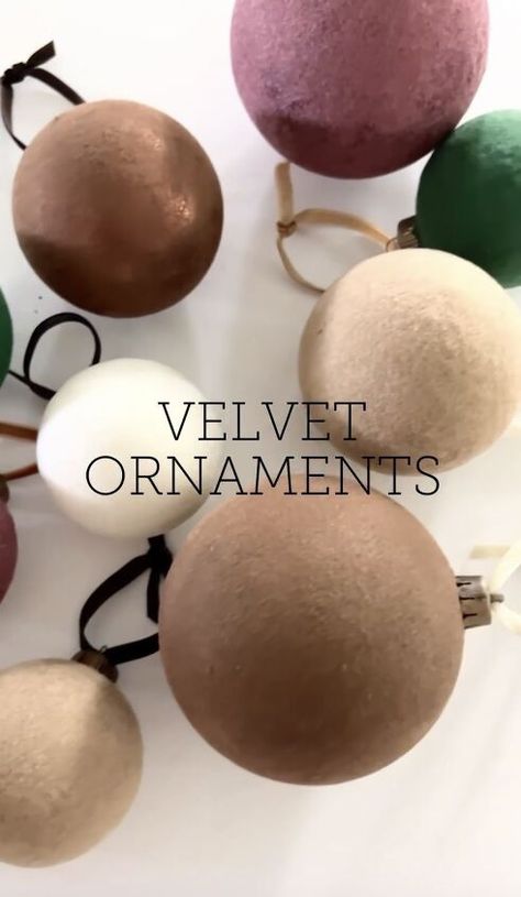 Ribbon Wrapped Ornaments, Velvet Themed Christmas Tree, Velvet Holiday Decor, Classy Diy Christmas Ornaments, Diy Large Tree Ornaments, Diy Matte Ornaments, Velvet Ornaments On Tree Ideas, Decorating Baubles, Velvet Ornaments Christmas Tree