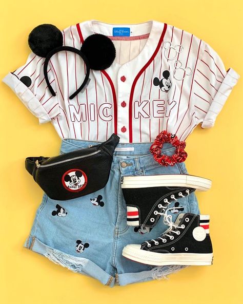 Disney Fashion Outfits, Disney Family Outfits, Disney Ootd, Disney Bound Outfits Casual, Disney Trip Outfits, Disney Outfits Women, Disney Fits, Disney Parque, Disney Clothing