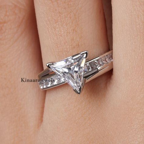 Trillion Cut Engagement Ring, Wedding Rings Solitaire, Jewelry Images, 14k White Gold Ring, Lab Created Diamonds, Moissanite Engagement, Moissanite Engagement Ring, Diamond Solitaire, Custom Rings