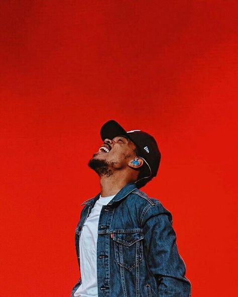 pinterest\\ laraavalentinaa Chance The Rapper Wallpaper, Pfp Youtube, Rapper Pfp, Rapper Art, Rap God, Chance The Rapper, Hip Hop Art, Picture Collage Wall, Instagram Wallpaper