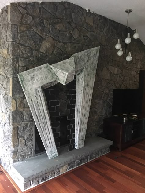 Beeteljuice Fireplace DIY - Album on Imgur Halloween Juice, Fireplace Diy, Beetlejuice Halloween, Beetle Juice, Goth Home, Goth Home Decor, Diy Fireplace, Gothic Home Decor, Gothic House