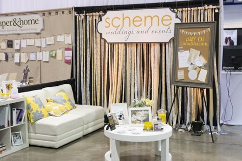 Wedding Planner Office, Wedding Expo Booth, Wedding Show Booth, Wedding Planner Marketing, Ceremony Backdrop Outdoor, Bridal Show Booths, Office Space Inspiration, Event Planning Printables, Women's Conference