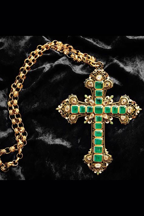 Codognato Jewelry, Emerald Cross, Emerald Set, Historical Jewellery, Precious Jewels, Royal Jewels, Ancient Jewelry, Set Necklace, Emerald Jewelry