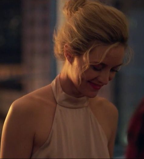 Delphine Cormier, Evelyne Brochu, Orphan Black, Golden Age, Beautiful People, Fangirl, Actresses, Human, Hair