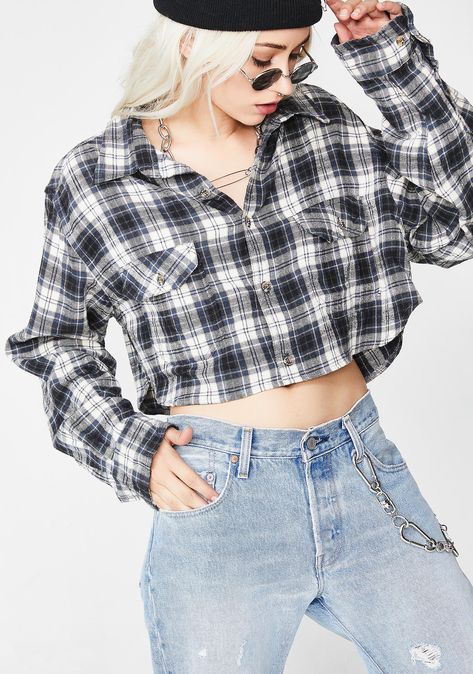 Cropped Shirt Outfit, Current Mood Clothing, Corduroy Shirt Dress, Cropped Flannel, Fun Tops, Rude Girl, Lace Up Leggings, Older Women Fashion, Vintage Flannel