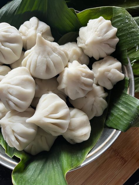 #modak #ganpati #indianfestival #ganeshchaturthi #foodporn #instagram #fakestory #snapchat Ganpati Instagram Story, Ganpati Snapchat Story, Ganpati Story Ideas, Ganpati Instagram Story Ideas, Ganpati Snap, Ukadiche Modak Snapchat, Ganesha Modak Snap, Modak Sweet Snapchat Story, Sweet Snapchat