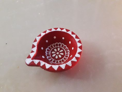 Small diya decoration Small Diya Painting, Small Diya Decoration, Diya Designs Painting, Painted Diya, Diya Designs, Diya Decoration Ideas, Diya Decoration, Pot Design, Diwali Diya