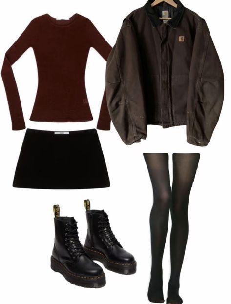 Gothic Literature Aesthetic Outfit, College Style Aesthetic, Outfits With A Black Coat, Theatre Outfit Ideas Casual, Dickens Fair Outfit, City Day Outfit Winter, Winter Uk Outfit, Christmas Pub Crawl Outfit, Smart Casual Going Out Outfits