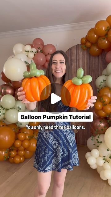 This fall, decorate your party with these perfect little balloon pumpkins 🎃🍁

Save this guide for next time, your party guests will be so impressed 😍 Turkey Balloon Decoration, Fall Birthday Balloon Garland, Thanksgiving Balloon Arch Ideas, Pumpkin Balloons Diy, Thanksgiving Balloon Garland Ideas, Thanksgiving Balloon Columns, Thanksgiving Balloon Backdrop, How To Decorate Balloons, Thanksgiving Balloon Centerpiece