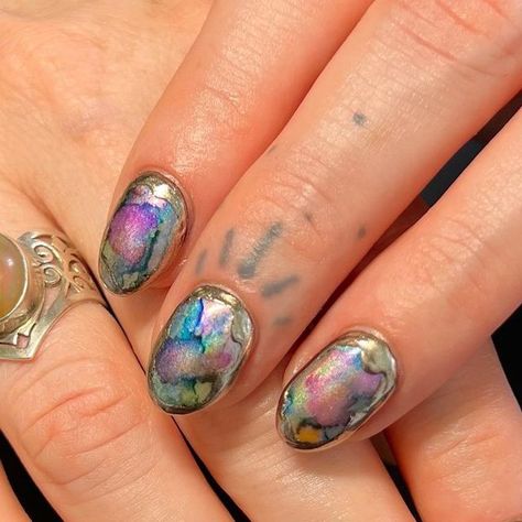 𝐁𝐲 𝐁𝐨𝐨𝐧 on Instagram: "These are actually sickening 🔥 Mother of Pearl inspired set and this actually is beyond stunning!   Love it when we get it SO right!!!   #nailedit #shellnails #artistnails #artonnails #create #capetown" Abalone Nails, Mother Of Pearl Nails, Piercing Nails, Pearl Nail, Finger Art, Hello Nails, Really Cute Nails, Pearl Nails, January 19