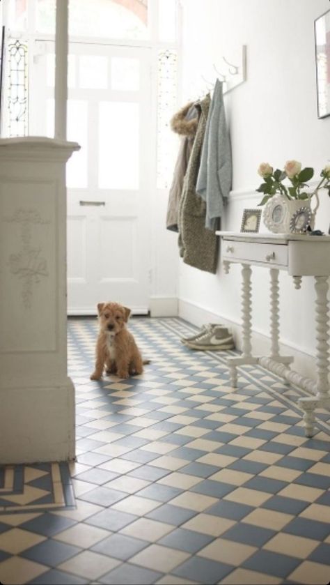 The London Look, Hall Tiles, Hall Flooring, Checkerboard Floor, Tiled Hallway, Hallway Flooring, Hallway Designs, Hal Decor, London Look