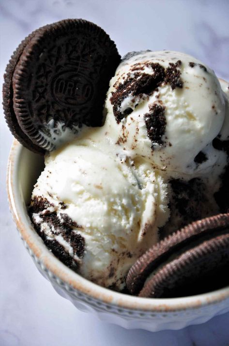 Oreo Cheesecake Ice Cream – Culinary Shades Homemade Ice Cream Maker Recipes, Ice Cream Machine Recipes, My Love Aesthetic, B Day Cake Ideas, Cuisinart Ice Cream Maker Recipes, Bubble Gum Ice Cream, Homemade Ice Cream Maker, Homemade Ice Cream Recipes Machine, Best Ice Cream Maker