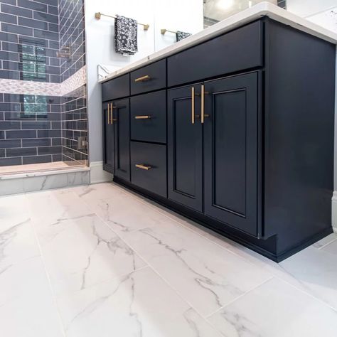 75 Beautiful Navy And White Bathroom Home Design Pictures & Ideas - April, 2021 | Houzz Navy White Grey Bathroom, Navy And White Bathroom Floor Tile, Bathroom Design Navy Vanity, Navy And White Bathroom Tile, Navy And White Bathrooms, Bathroom Remodel Navy Vanity, Navy Blue And White Bathroom Ideas, Bathroom Remodel Navy Blue, White Navy Bathroom