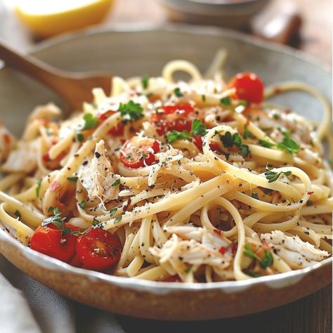 Crab Linguine Recipe, Blue Swimmer Crab Recipe, Crab Linguine, Seafood Pasta Dishes, Crab Recipe, Crab Pasta, Linguine Recipes, Frozen Seafood, Seafood Platter