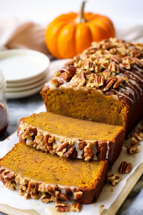 Savor the flavors of autumn with our Moist Pumpkin Bread featuring a heavenly Brown Sugar Pecan Topping. Perfect for cozy gatherings or a sweet treat anytime! Try it now and pin this scrumptious recipe to your fall baking board today. Pumpkin Bread With Pecan Topping, Brown Sugar Pecans, Pumpkin Pecan Bread, Sugar Pecans, Magical Food, Mini Loaves, Pecan Topping, Moist Pumpkin Bread, Pumpkin Pecan Pie