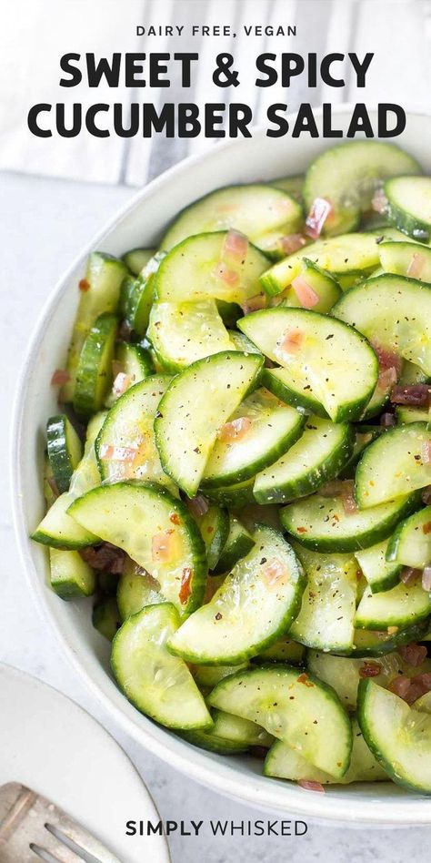 Cucumber Salad Vinegar, Spicy Cucumber Salad, Spicy Cucumber, Cucumber Diet, Resep Salad, Cucumber Recipes Salad, Vegan Side Dishes, Vegan Sides, Cucumber Recipes