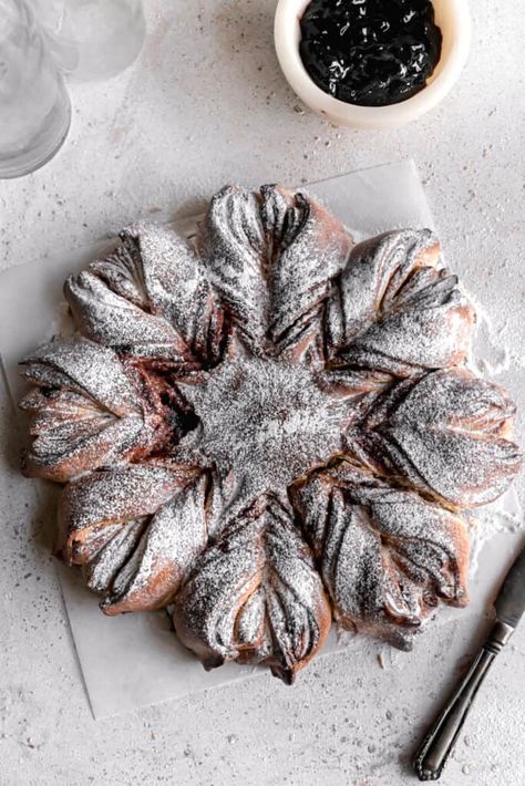 This blueberry cream cheese star bread is so much easier to make than it looks and is always a showstopper. It is also famously known as the Christmas bread and is so soft and fluffy. The dough comes together in minutes and does not require a mixer if you don't have one. Since baking it is a long process, I recommend dividing it into two days. You can bake it as a thanksgiving dessert or early in the morning on Christmas. No matter when you decide to bake it, I promise it’s going to leave you an Nutella Star, Nutella Star Bread, Cheese Stars, Star Bread, Christmas Bread, Nutella Spread, Blueberry Cream Cheese, Blueberry Jam, Early In The Morning