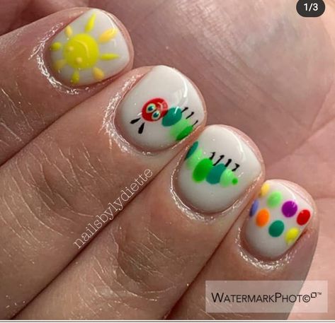 Kindergarten Nail Designs, Back To School Simple Nails, Teacher Graduation Nails, Preschool Nail Designs, Fun School Nails, Preschool Teacher Nails, Teacher Gel Nails, Cute Teacher Nails, Kindergarten Teacher Nails