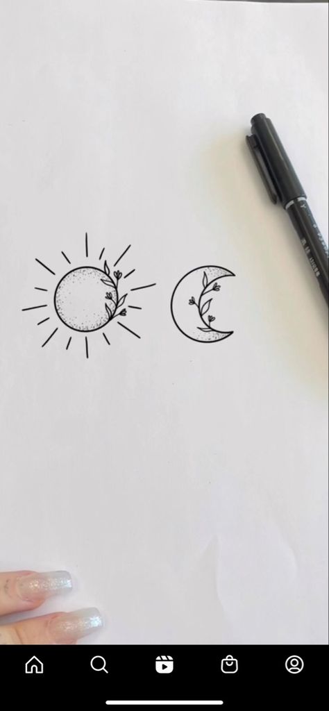 Tattoo Sol E Lua, Bestie Tattoo Ideas, Matching Friendship Tattoos, Bestie Tats, Tattoos Placement, Matching Tattoo Ideas, Matching Tats, Sun And Moon Tattoo, Bestie Tattoo