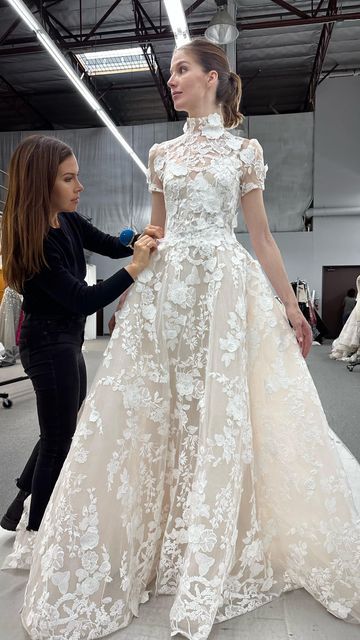 Monique Lhuillier on Instagram: "Bridal fittings underway… New collection coming to life! ✂️🤍 #moniquelhuillier #mlbride" Monique Lhuillier Dress, Christian Wedding Gowns, Monique Lhuillier Wedding, Monique Lhuillier Wedding Dress, Monique Lhuillier Bridal, Monique Lhuillier Gowns, Modest Bride, Wedding Bible, Dream Wedding Venues