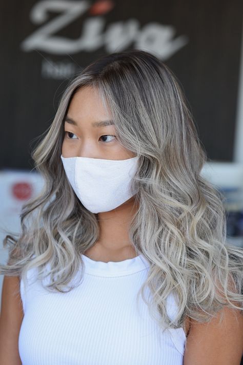 Medium Length Hair With Curls, Cool Toned Balayage, Ash Blonde Highlights On Dark Hair, Blonde Medium Length Hair, Toned Balayage, Silver Balayage, Hair With Curls, Ash Blonde Hair Balayage, Medium Length Blonde Hair