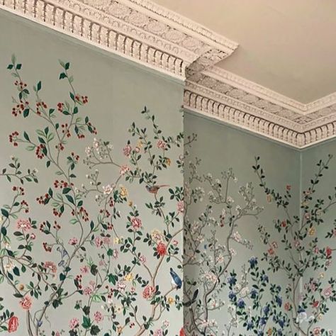 Jane French Home on Instagram: "Gorgeous @degournay #janefrenchhome #chezorleans #handpainted #degournay #wallpaper #chinoiserie #tampaantiques" Degournay Wallpaper Bedroom, Degournay Wallpaper, Dining Room Murals, Wallpaper Chinoiserie, Historic Wallpaper, De Gournay Wallpaper, French Home, Chinoiserie Wallpaper, March 1