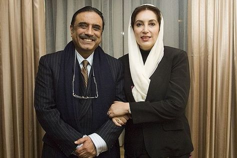 Asif ali zardari with benazir bhutto Benazir Bhutto, Asif Ali Zardari, Bilawal Bhutto Zardari, Pakistan Map, Asif Ali, People Of Pakistan, Pakistan Travel, History Of India, India And Pakistan