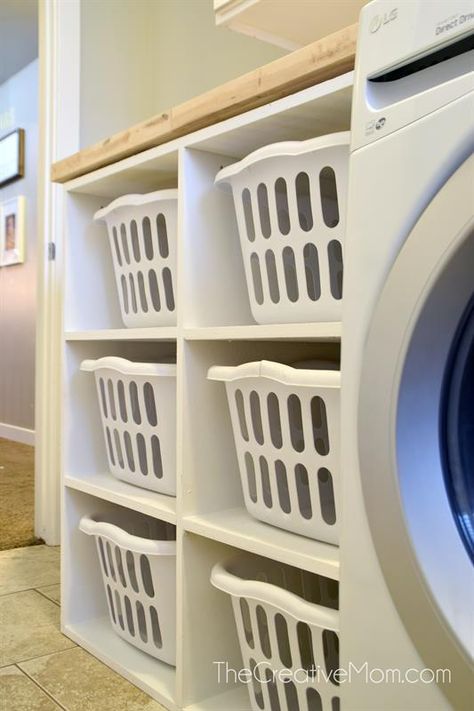 Laundry Room Basket Storage, Laundry Basket Shelf, Laundry Basket Shelves, Laundry Basket Dresser, Laundry Basket Holder, Laundry Room Decor Ideas, Laundry Room Baskets, Diy Laundry Basket, Basket Shelf