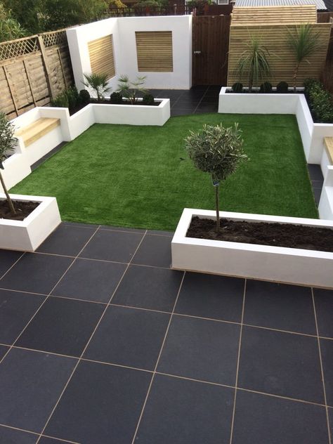 London Stone Black limestone 600 X 600mm London Stone, Moderne Have, Bench Garden, نباتات منزلية, Back Garden Design, Bench Ideas, Modern Garden Design, Contemporary Garden, Outdoor Gardens Design