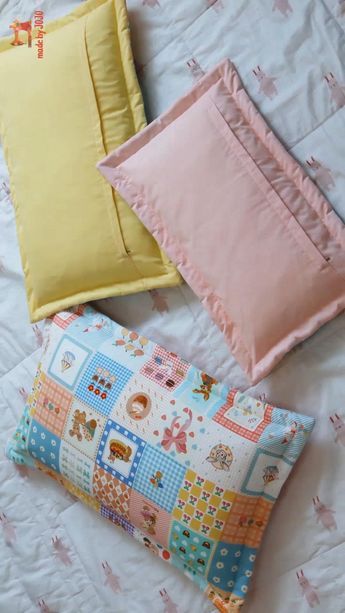 Make A Pillow Cover, Scarf Crochet Patterns, Popular Sewing Patterns, Make Pillows, Make A Pillow, Projek Menjahit, Family Pillow, Diy Sewing Gifts, Diy Sewing Tutorials