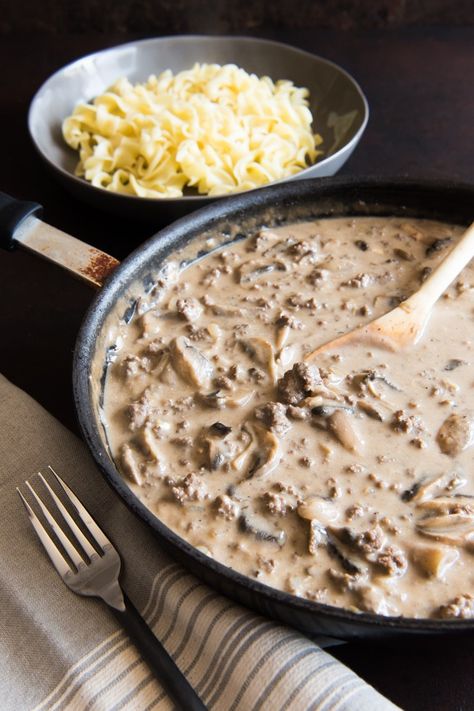 Ground Beef Stroganoff Recipe, Hamburger Stroganoff Recipe, Easy Ground Beef Stroganoff, Best Beef Stroganoff, Hamburger Stroganoff, Beef Stroganoff Crockpot, Beef Stroganoff Recipe, Beef Stroganoff Easy, Slow Cooker Beef Stroganoff