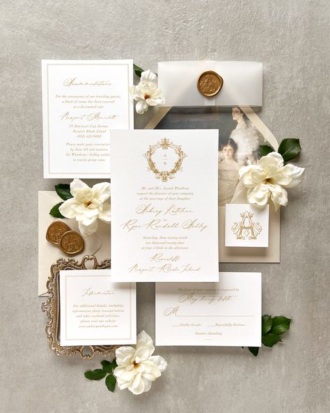 Discover the perfect blend of sophistication and romance in our latest creation - the Aubrey Collection. An elegant gold wedding invitation with a baroque style crest by Blonde & Brindle Design Co. Adorned with intricate details and shimmering gold accents, this stationery is guaranteed to set the tone for your fairytale wedding. #weddinginvitations #elegant #timeless #classic Ivory And Gold Wedding Invitations, Champagne And White Wedding Invitations, White And Gold Wedding Invitations Elegant, Wedding Invitation White And Gold, Wedding Invitation Inspiration Elegant, Wedding Invitations Gold And White, Gold And White Wedding Invitations, White And Gold Invitations, White And Gold Wedding Invitations