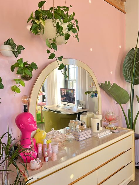 pink bedroom accent wall with a vintage art deco vanity styled in a girly aesthetic Pink Walls Decor Ideas, Light Pink Walls Bedroom Interior Design, Decor For Pink Walls, Pink Room Walls Aesthetic, Funky Pink Bedroom, Pink Wall Inspo Bedroom, Pink Colorful Bedroom, Pink Wall In Bedroom, Pink Statement Wall