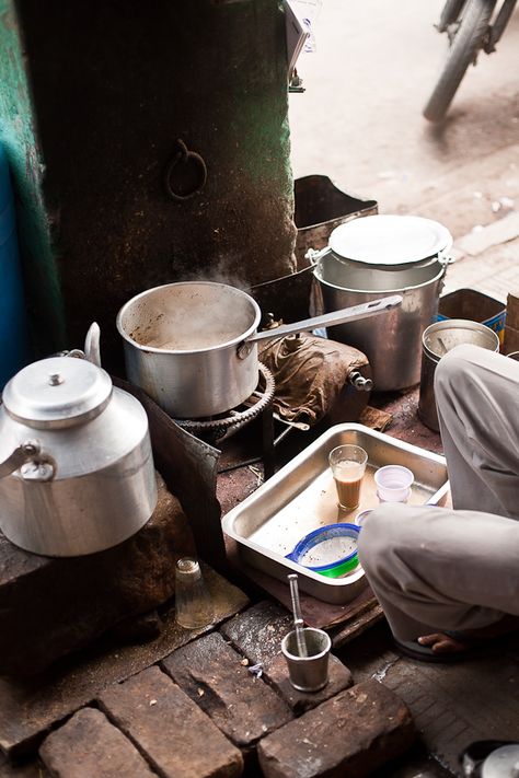 Love this picture of India from @Indian Simmer Indian Tea Stall, Tea Stall, Indian Chai, Chandni Chowk, Chai Recipe, Indian Tea, Tea Diy, Tea Culture, Street Foods